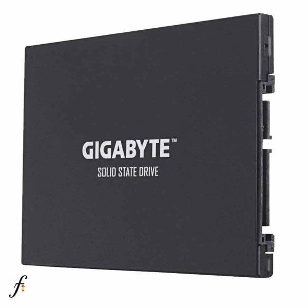 GIGABYTE GP-GSTFS31240GNTD 240GB SSD_SIDE